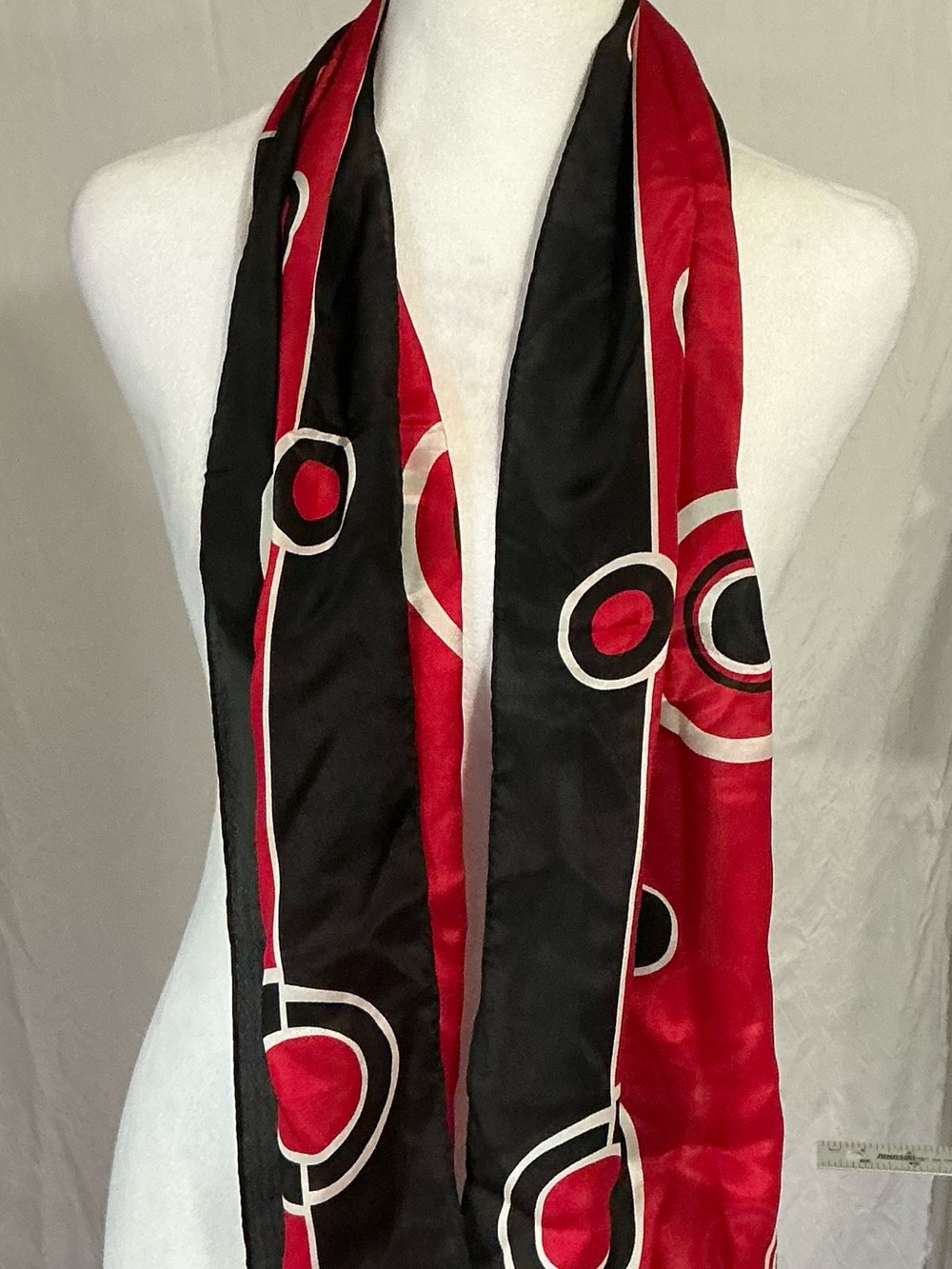 Red and Black Geometric Ring Print Silk Scarf - Classic Women's Wrap